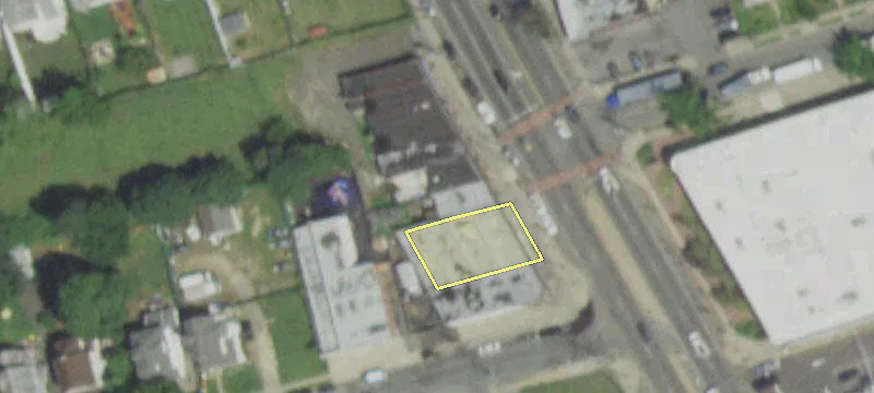 319 Nassau Rd