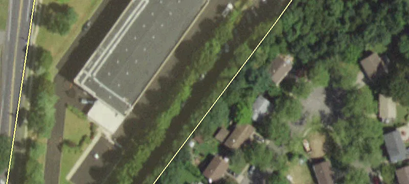 402 Ft Salonga Rd
