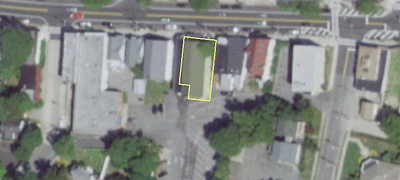 386 Main St