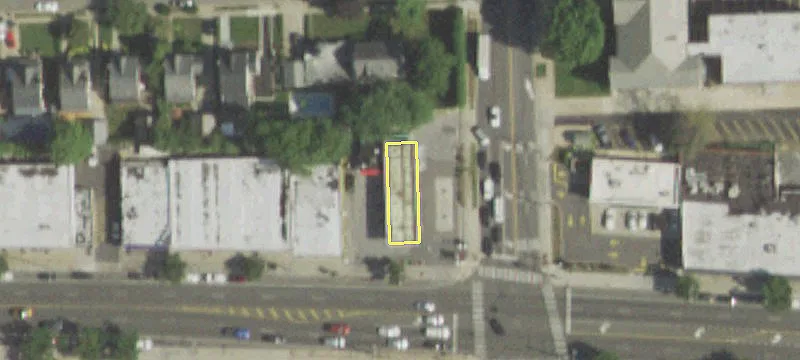 144 Hempstead Tpke