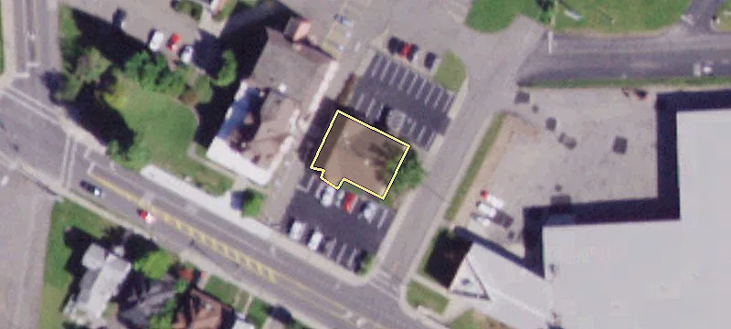 101 Main St