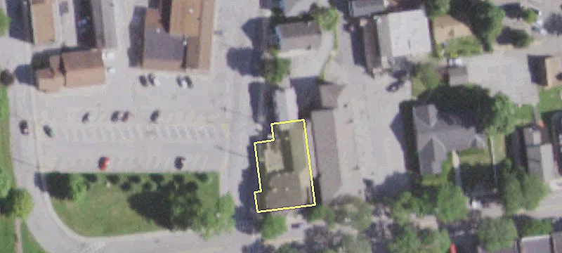 42 Frnt St