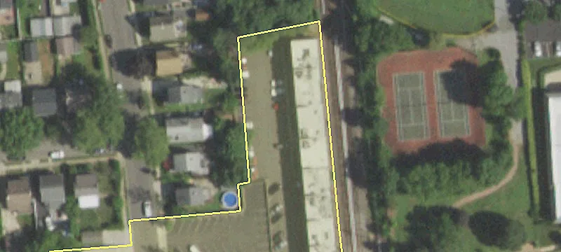 2 Hillside Ave