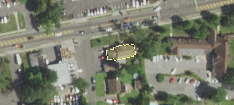 750 Main St