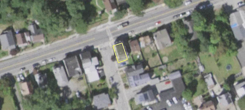 1401 Main St