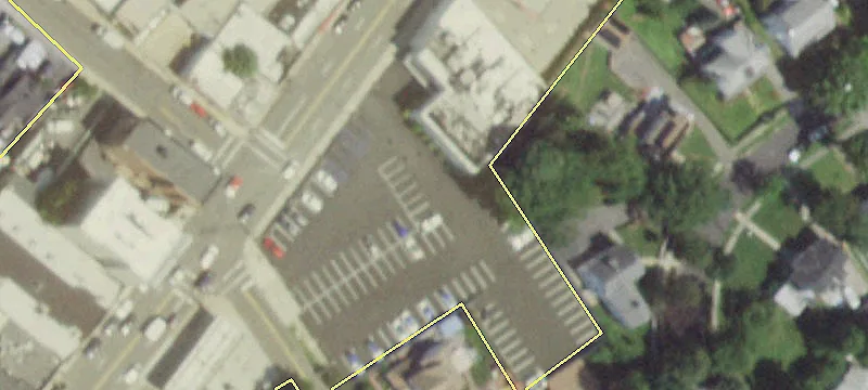 700 Main St
