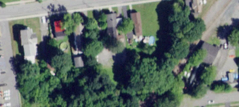 60 Ee St