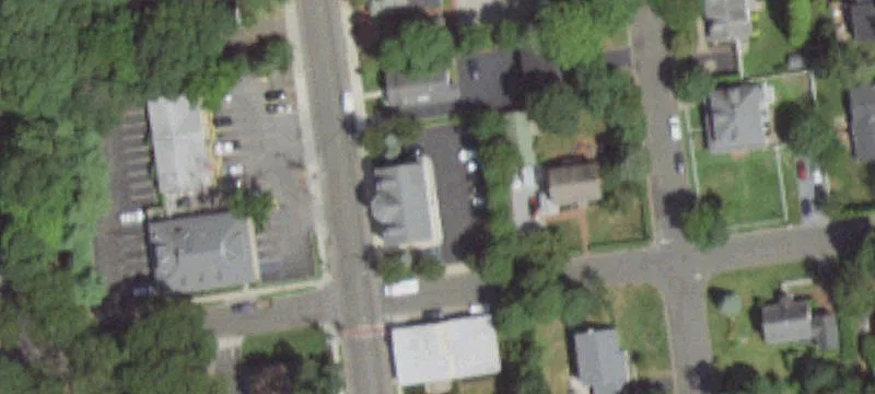347 Lk Ave