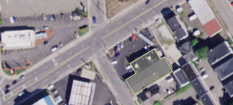 1410 Main St
