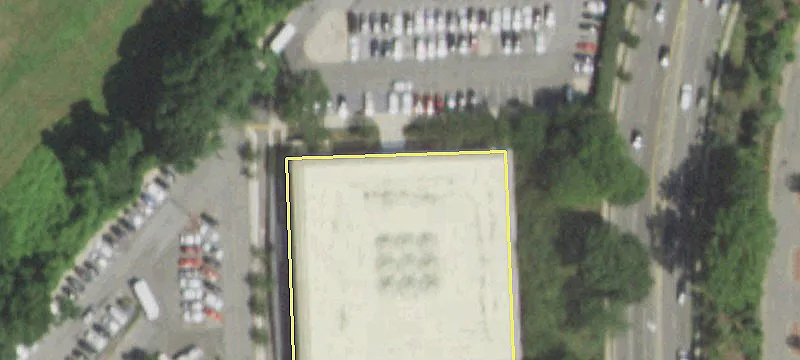 400 Lakeville Rd
