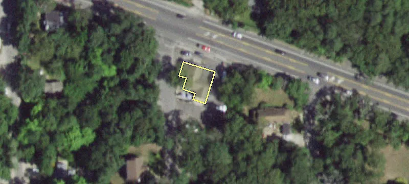 887 Flanders Rd