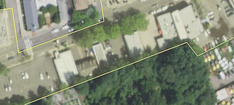26 Manorhaven Blvd