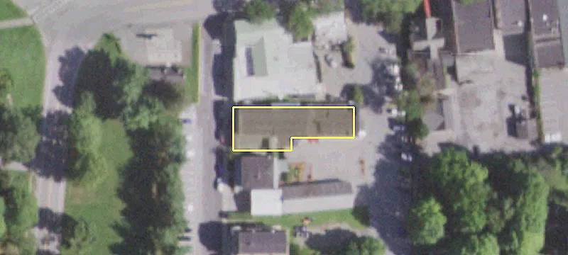 32 Frnt St