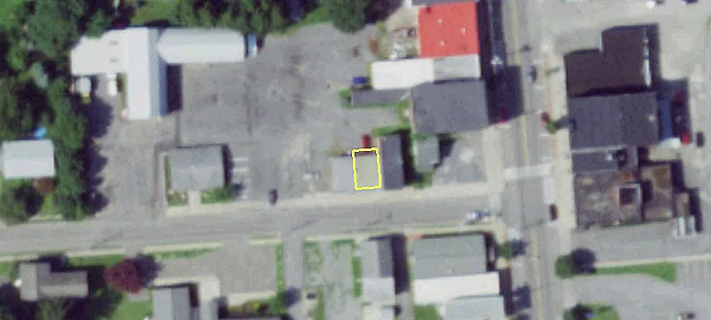 10 Central St