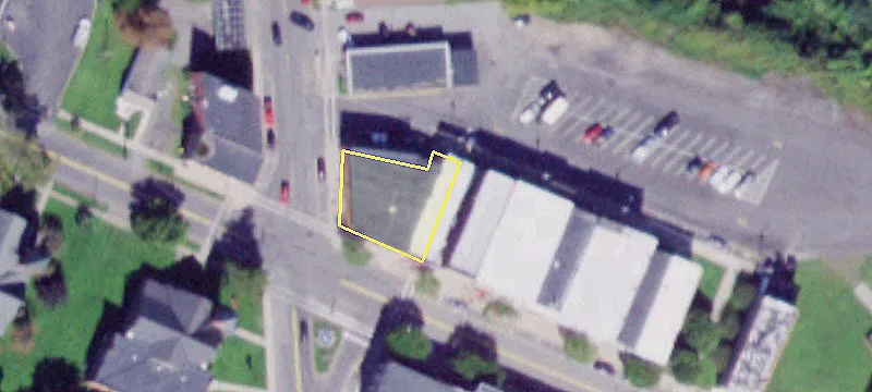12007 Main St
