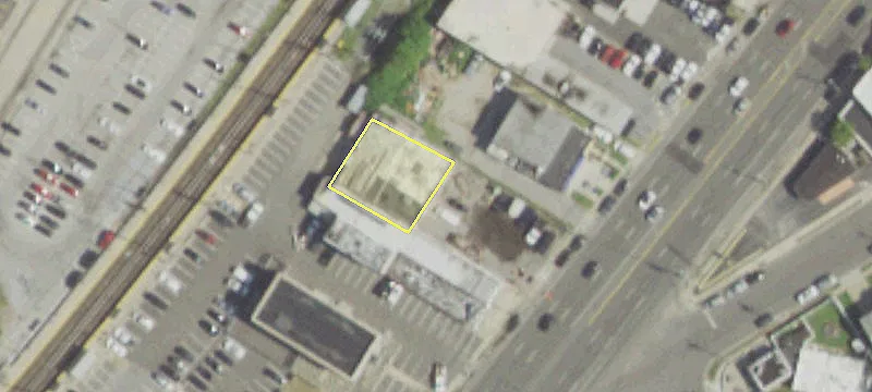 120 Austin Blvd