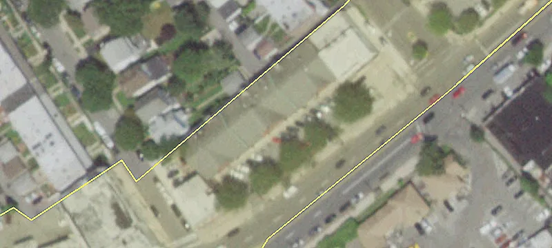 229 Main St