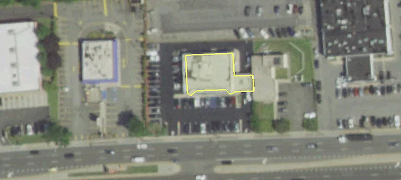 4271 Hempstead Tpke