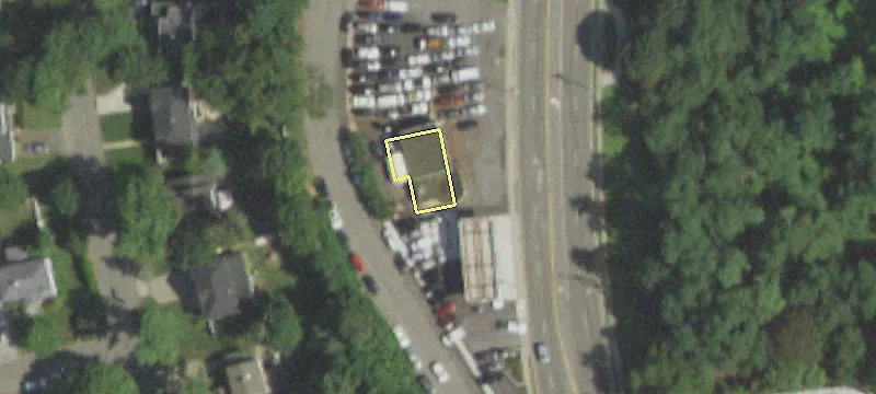 1175 Willis Ave