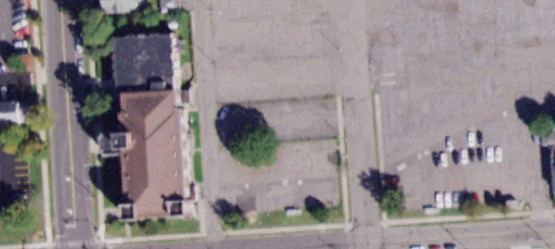 34 Roosevelt Ave