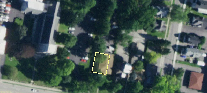 413 Main St
