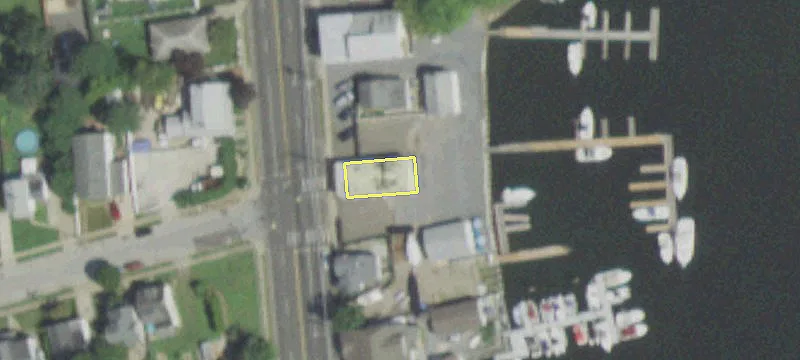 325 Main St