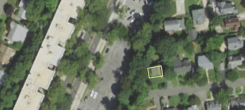 435 Middle Nck Rd