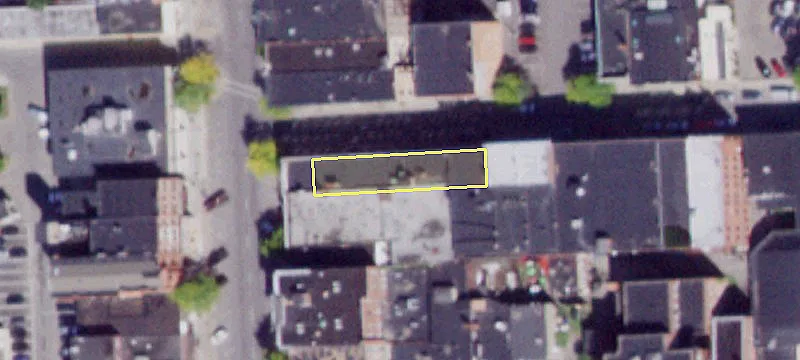 35 Main St