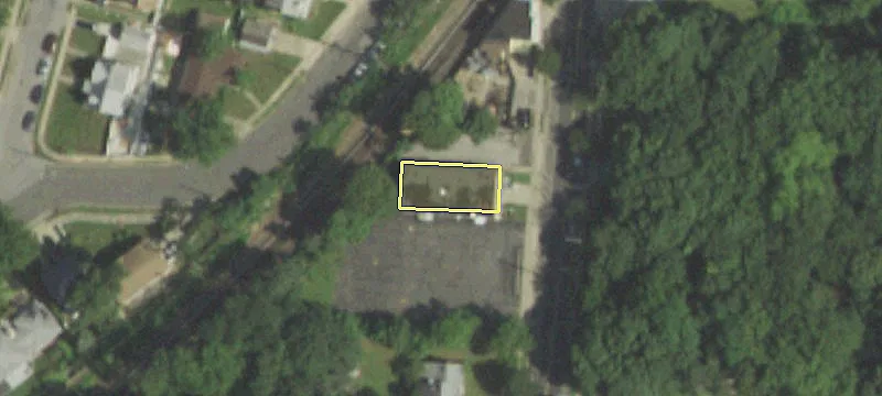 734 Woodfield Rd