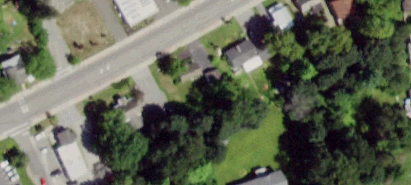 16 Main St