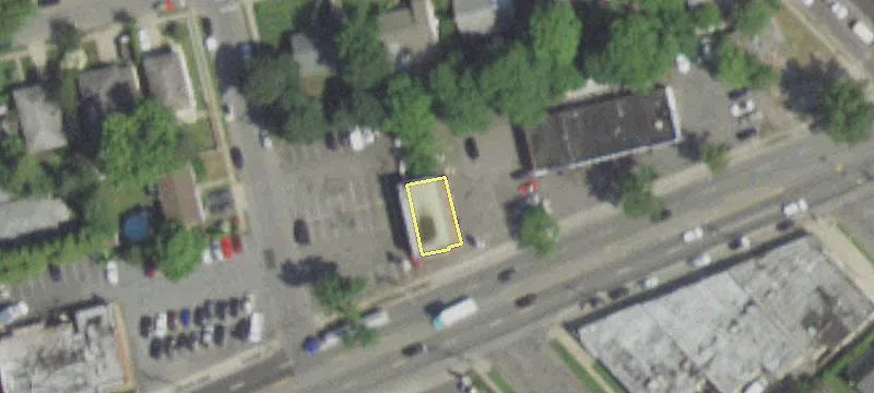 869 Old Country Rd
