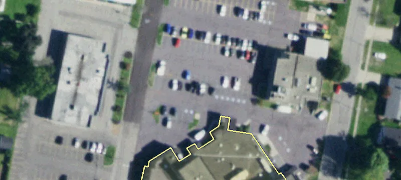 127 Nn St