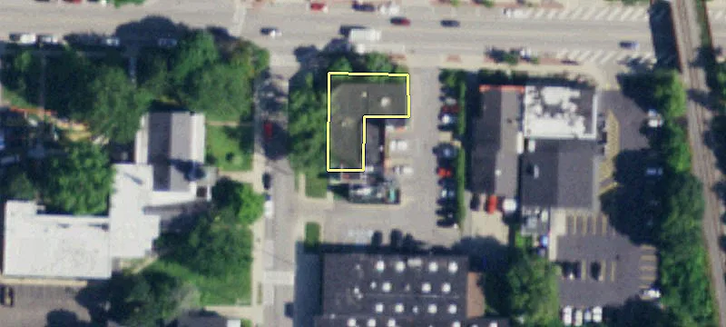 571 Main St
