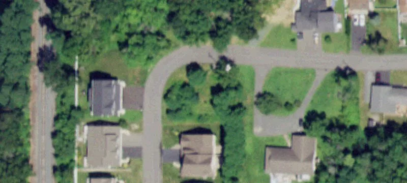 87 Lona Ln