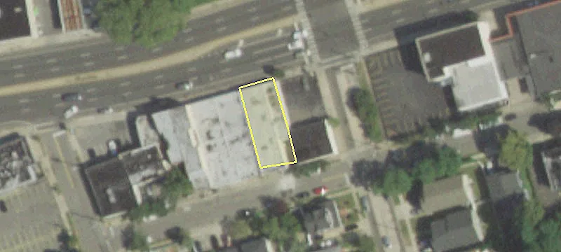 307 Sunrise Hwy