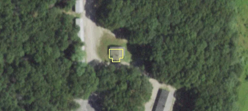 192 Old Country Rd