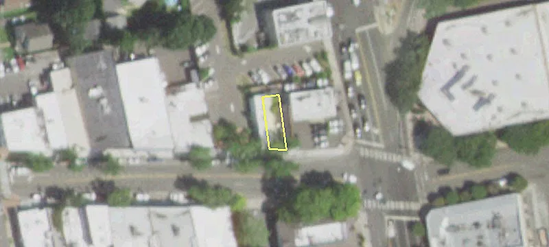 3 Main St