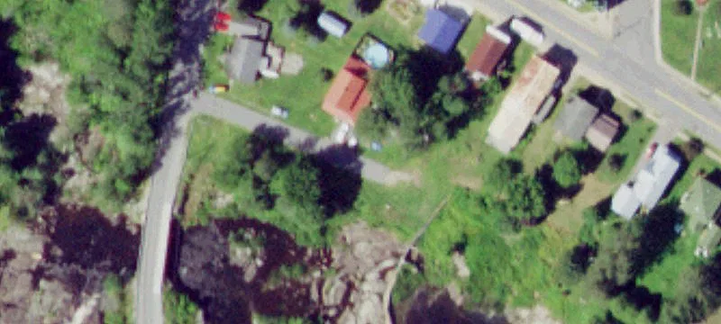 12213 Woodhull Rd