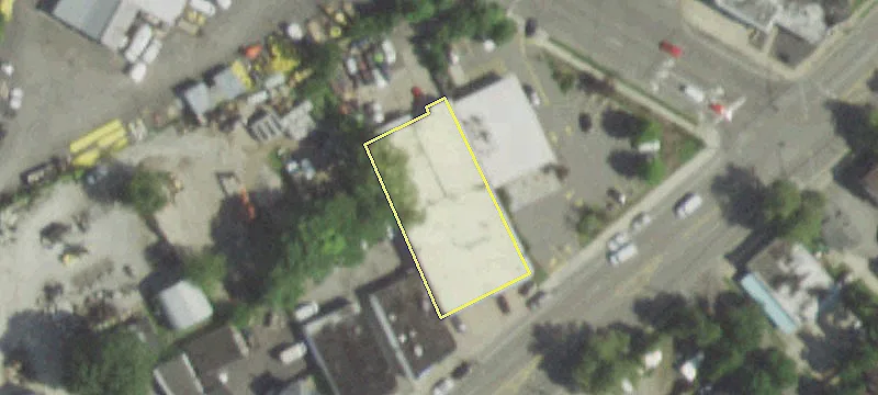 140 Woodbury Rd