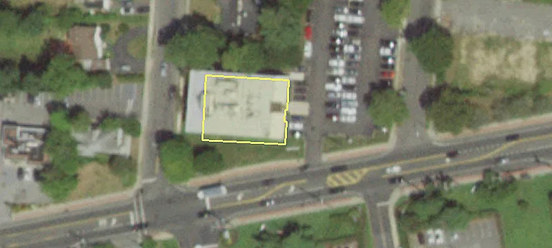 1111 Montauk Hwy