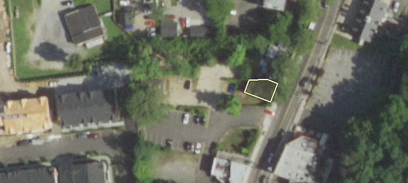 1439 Old Northern Blvd