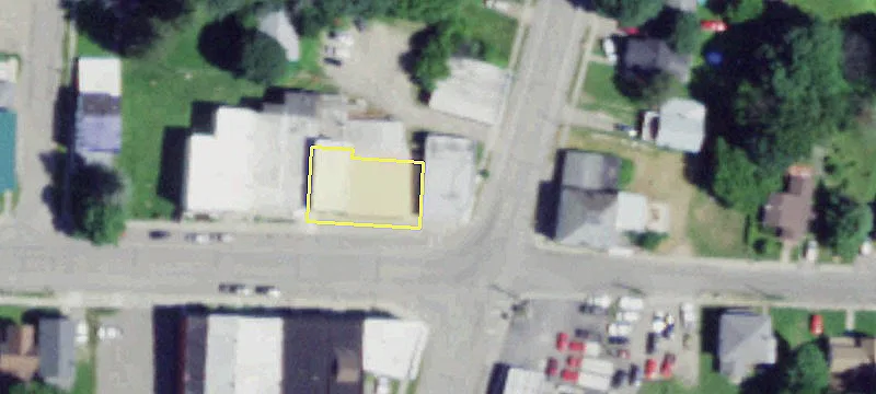 1 Maple Ave