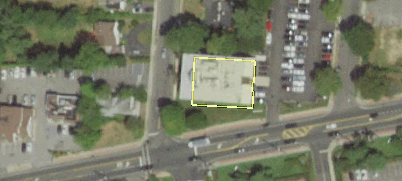 1111 Montauk Hwy