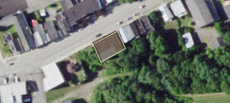 152 Main St
