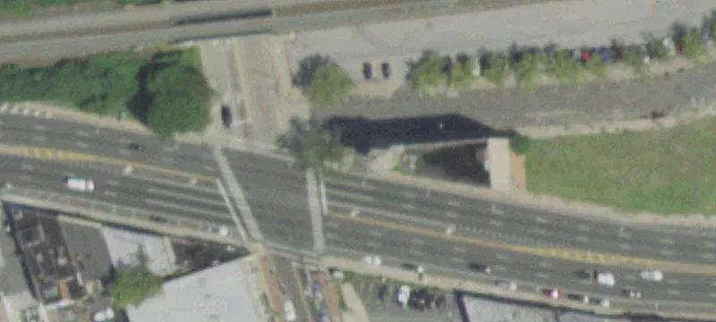193 Sunrise Hwy
