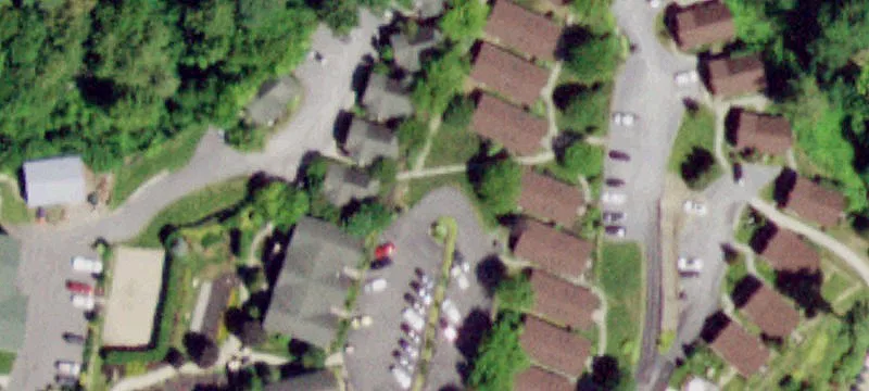 3210 Lk Shr Dr