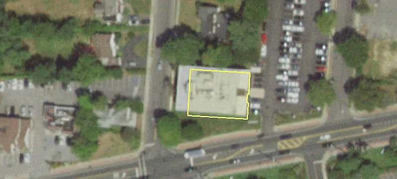 1111 Montauk Hwy