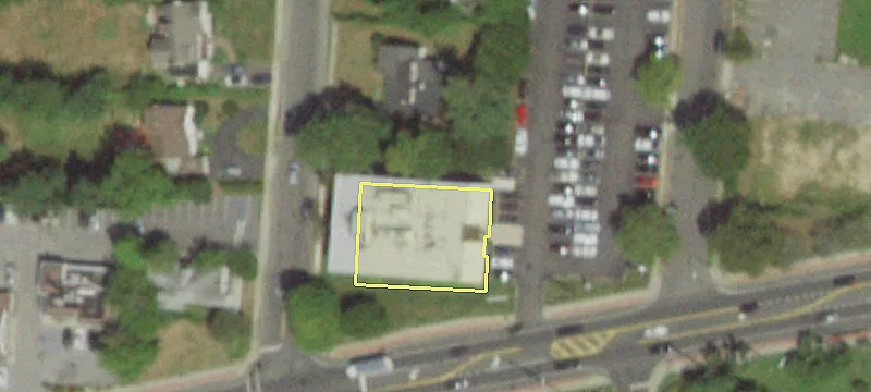 1111 Montauk Hwy