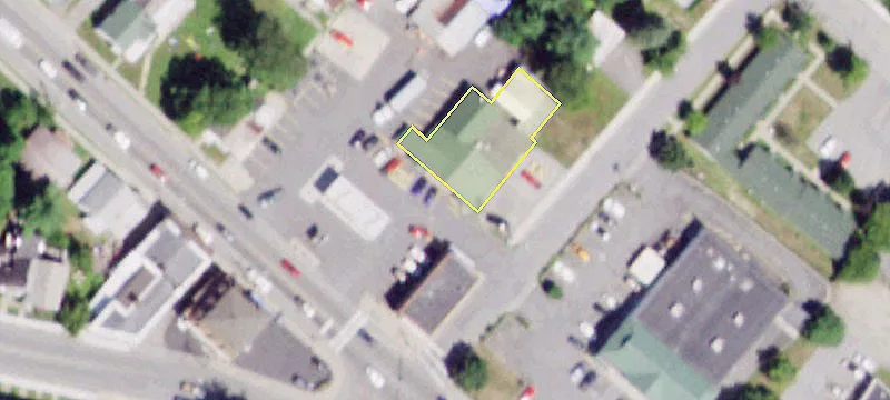 3872 Main St