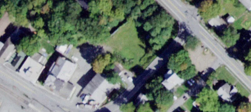 14 Uppr Main St